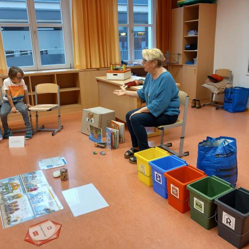 Umweltbildungsprogramm - Papier