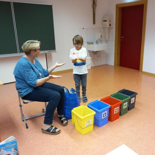 Umweltbildungsprogramm - Papier
