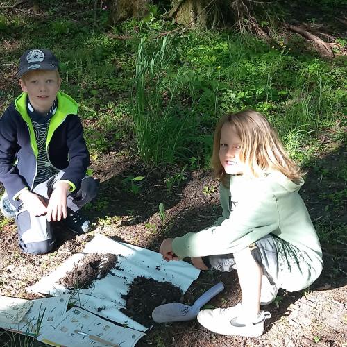 Schulprogramm - "Unser Boden - i steh auf di"