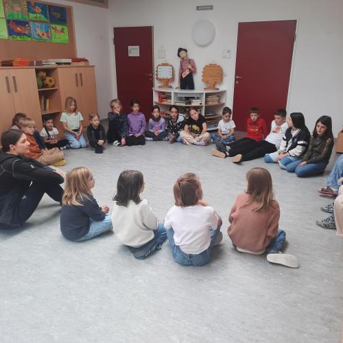 Vorleseaktion mit dem Kindergarten