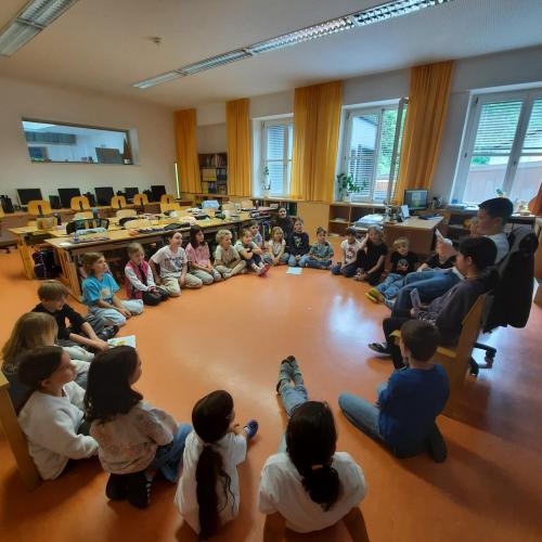 Vorleseaktion mit dem Kindergarten