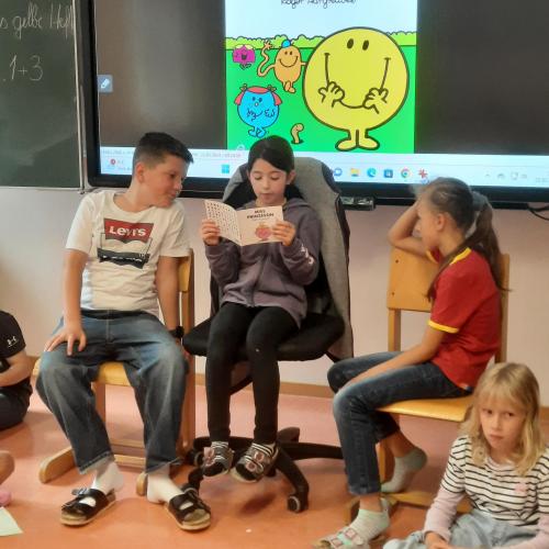 Vorleseaktion mit dem Kindergarten