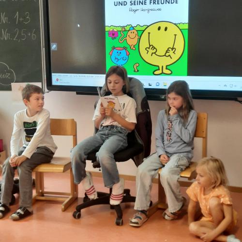 Vorleseaktion mit dem Kindergarten