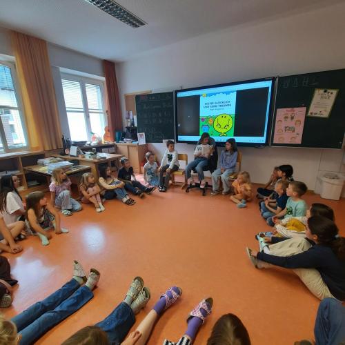 Vorleseaktion mit dem Kindergarten