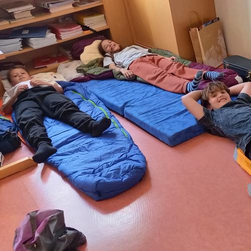 Übernachten in der Schule