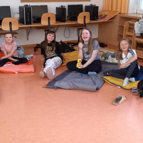 Übernachten in der Schule
