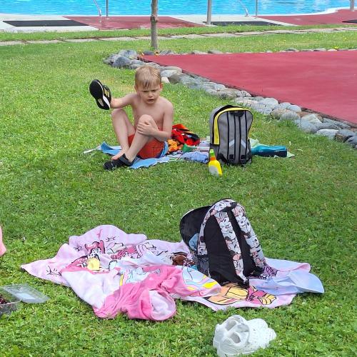 Ein etwas frischer aber lustiger Schwimmausflug zum Abschluss 