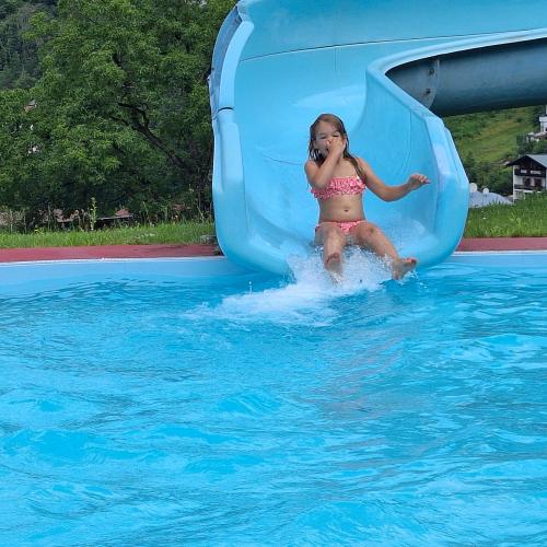 Ein etwas frischer aber lustiger Schwimmausflug zum Abschluss 