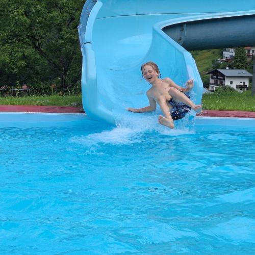 Ein etwas frischer aber lustiger Schwimmausflug zum Abschluss 