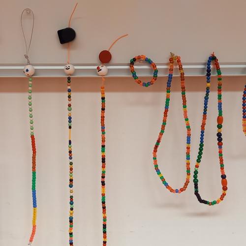 Bauen mit Perlen