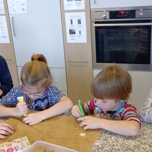 Kekse backen mit der 1. Klasse