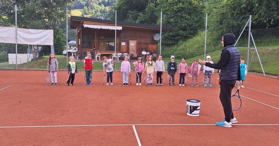 Tennistraining mit Moitzi