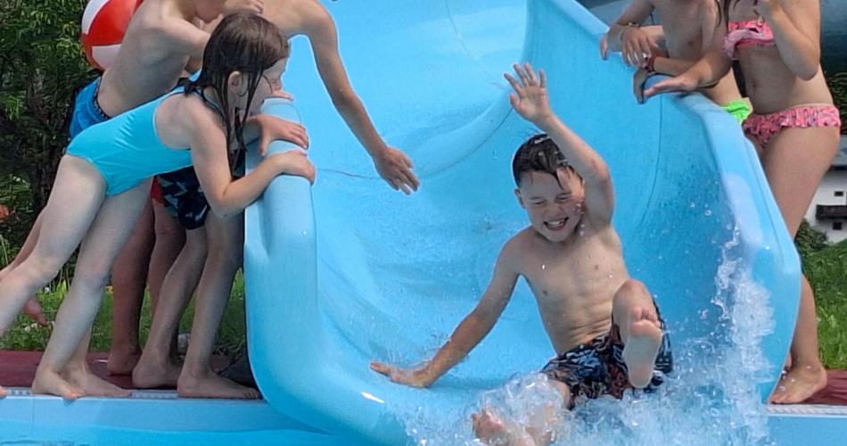 Ein etwas frischer aber lustiger Schwimmausflug zum Abschluss 