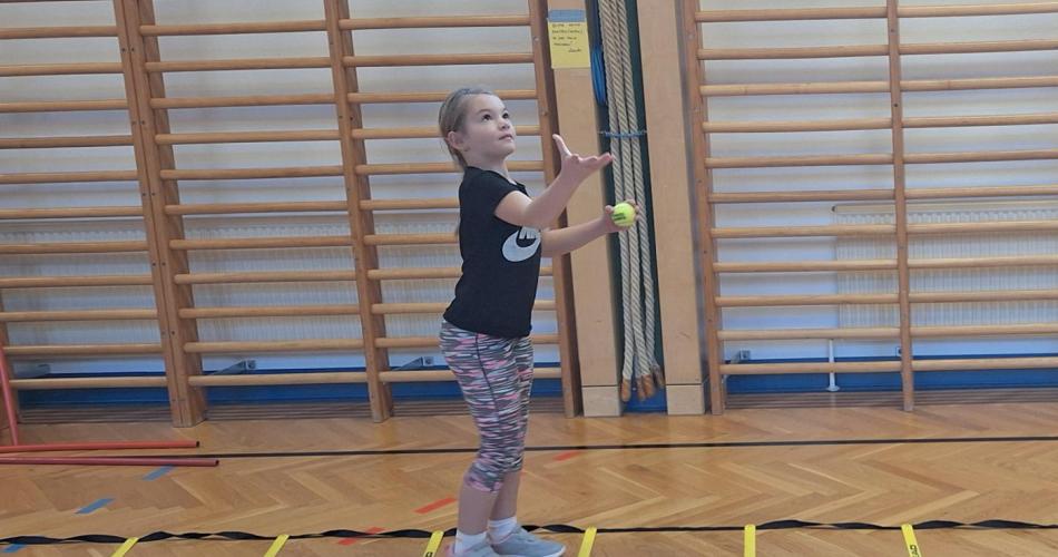 1. Tennisübungseinheit mit Alex